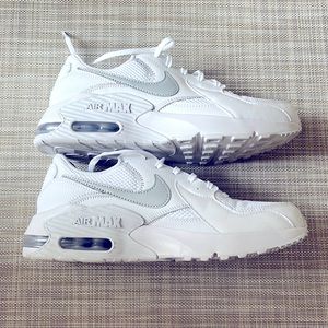 NWOT Nike Air Max Women’s
